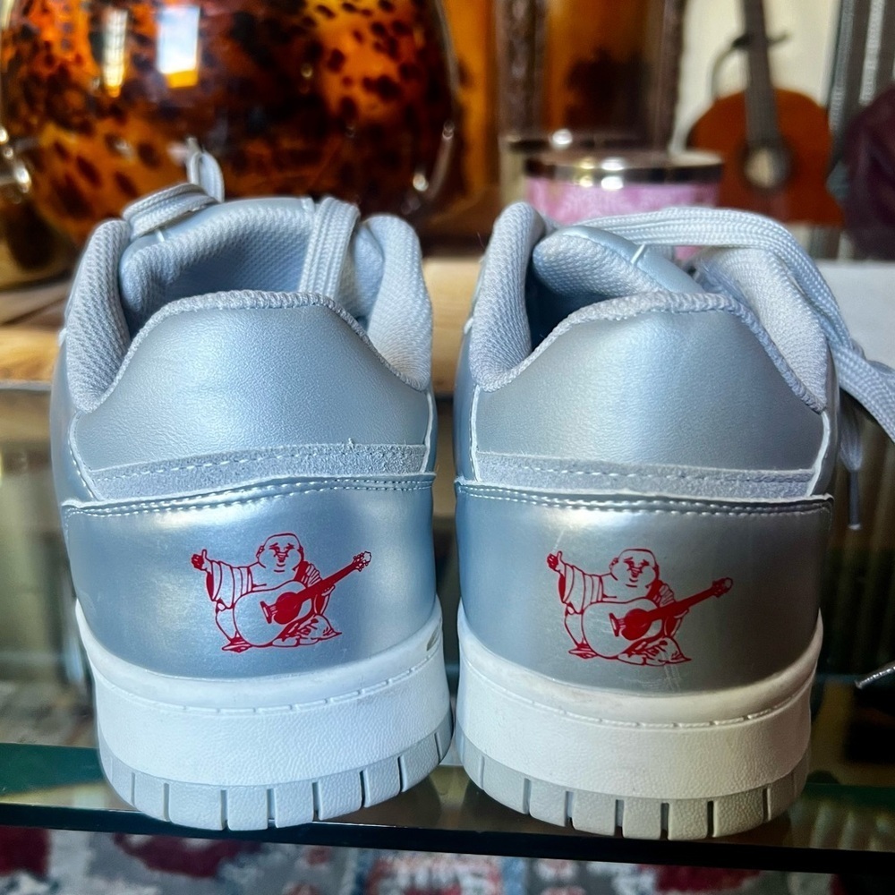 TRUE RELIGION 😍Women’s Gray Athletic Shoes, size 9. - Picture 6 of 12